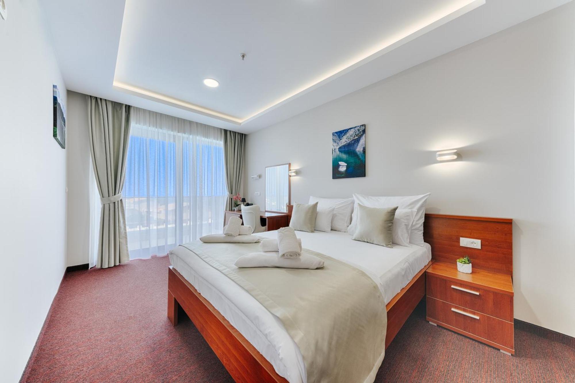 Bh Hotel Dobro Voda دوبرا فوفا المظهر الخارجي الصورة