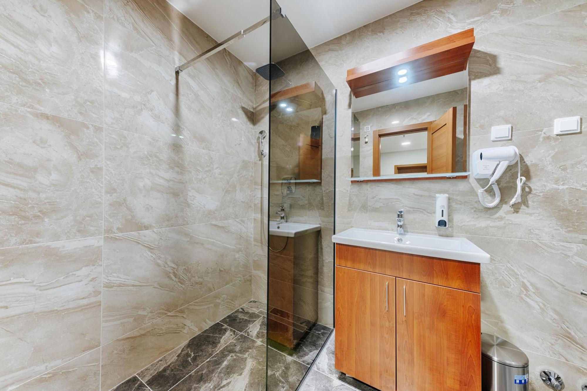 Bh Hotel Dobro Voda دوبرا فوفا المظهر الخارجي الصورة
